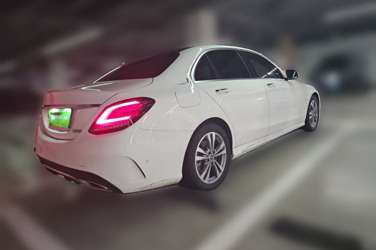 Used Mercedes-Benz C-Class 2021 C 200 L Fashion Edition Sport Version Rear Right 45 Deg