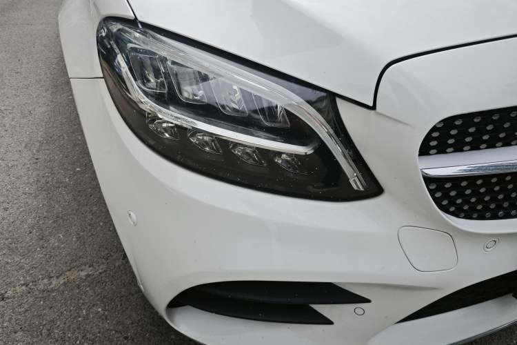 Used Mercedes-Benz C-Class 2021 C 200 L Fashion Edition Sport Version Right Front Headlight