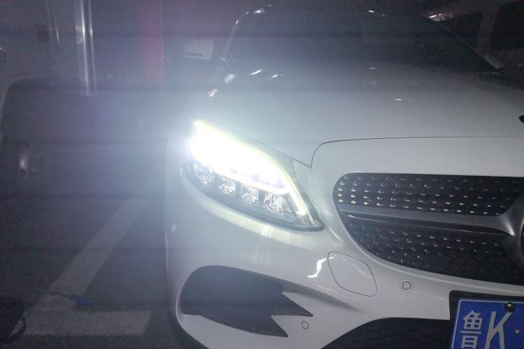 Used Mercedes-Benz C-Class 2021 C 200 L Fashion Edition Sport Version Right Front Headlight