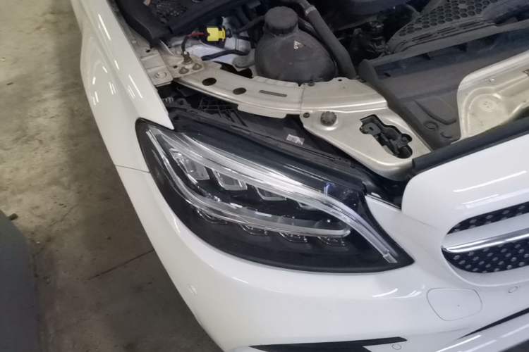 Used Mercedes-Benz C-Class 2021 C 260 L Sport Edition Right Front Headlight