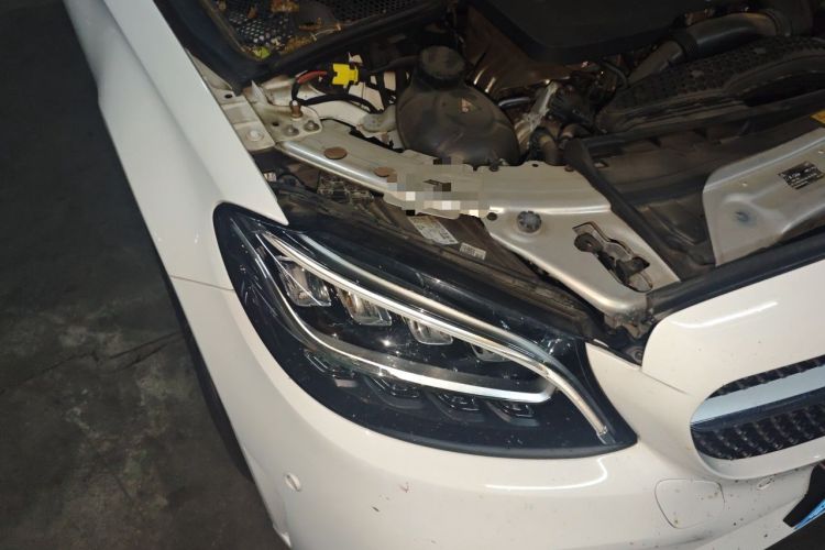 Used Mercedes-Benz C-Class 2021 C 200 L Fashion Edition Sport Version Right Front Headlight