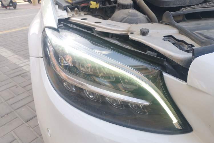 Used Mercedes-Benz C-Class 2021 C 260 L Sport Edition Star Collection Right Front Headlight