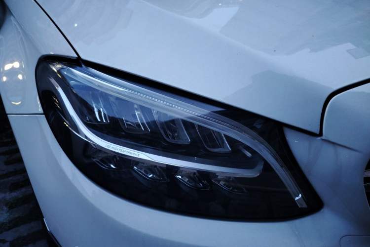 Used Mercedes-Benz C-Class 2021 C 260 L Sport Edition Star Collection Right Front Headlight