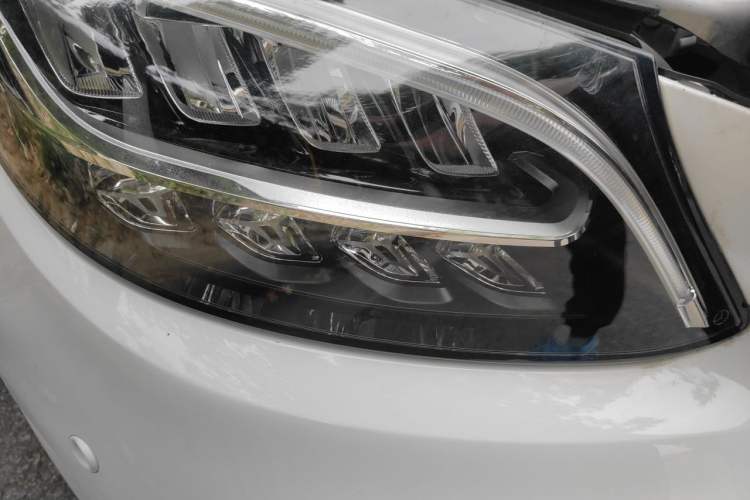 Used Mercedes-Benz C-Class 2021 C 200 L Fashion Edition Sport Version Right Front Headlight