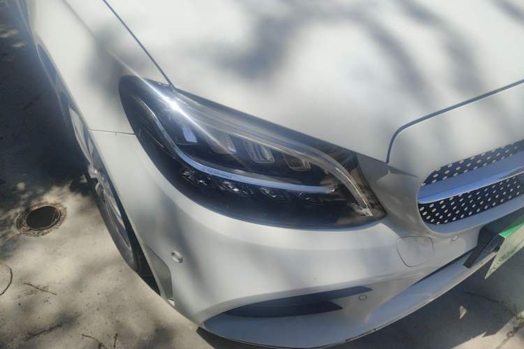 Used Mercedes-Benz C-Class 2021 C 200 L Fashion Edition Sport Version Right Front Headlight