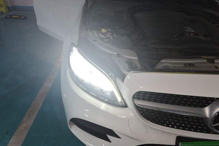 Used Mercedes-Benz C-Class 2021 C 200 L Fashion Edition Sport Version Right Front Headlight