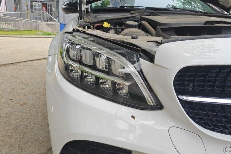 Used Mercedes-Benz C-Class 2021 C 260 L Sport Edition Star Collection Right Front Headlight