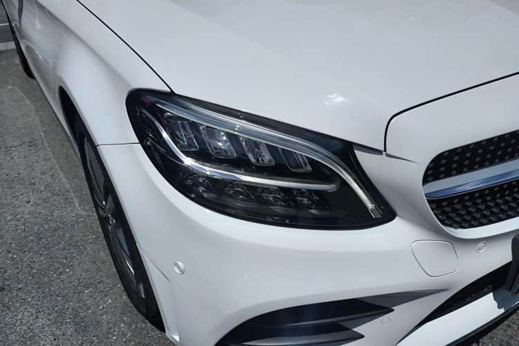 Used Mercedes-Benz C-Class 2021 C 200 L Fashion Edition Sport Version Right Front Headlight