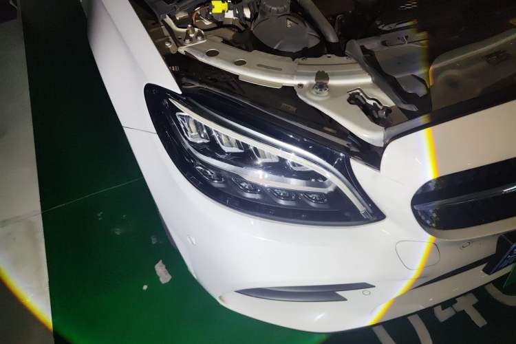 Used Mercedes-Benz C-Class 2021 C 260 L Sport Edition Star Collection Right Front Headlight