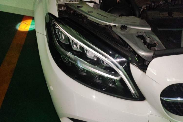 Used Mercedes-Benz C-Class 2021 C 260 L Sport Edition Star Collection Right Front Headlight
