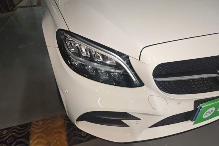 Used Mercedes-Benz C-Class 2021 C 260 L Sport Edition Star Collection Right Front Headlight