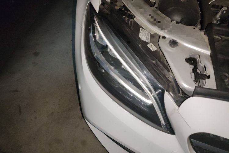Used Mercedes-Benz C-Class 2021 C 260 L Sport Edition Star Collection Right Front Headlight
