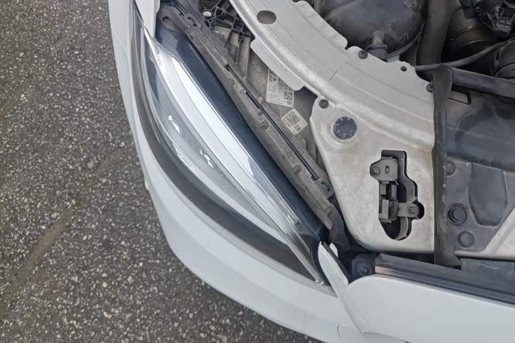 Used Mercedes-Benz C-Class 2021 C 260 Star Edition Right Front Headlight