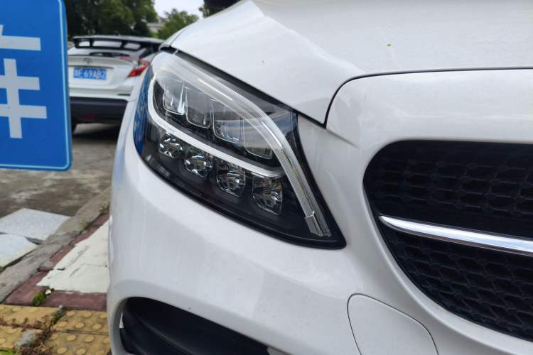 Used Mercedes-Benz C-Class 2021 C 260 L Sport Edition Star Collection Right Front Headlight