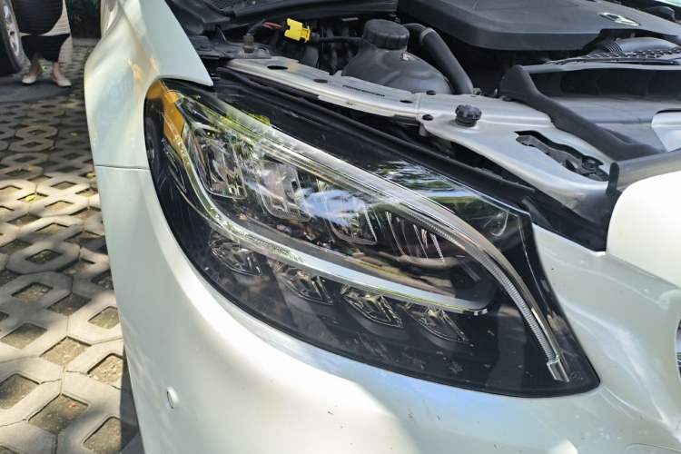 Used Mercedes-Benz C-Class 2021 C 260 Coupe Right Front Headlight