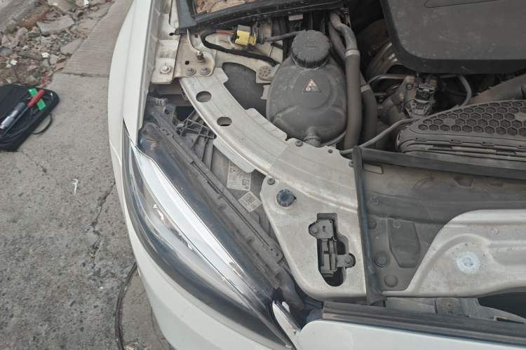 Used Mercedes-Benz C-Class 2021 C 260 Coupe Right Front Headlight
