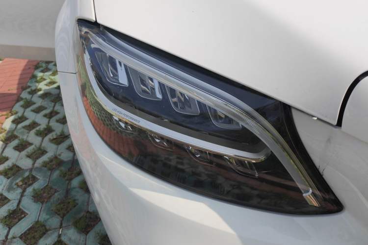 Used Mercedes-Benz C-Class 2021 C 200 L Fashion Edition Sport Version Right Front Headlight