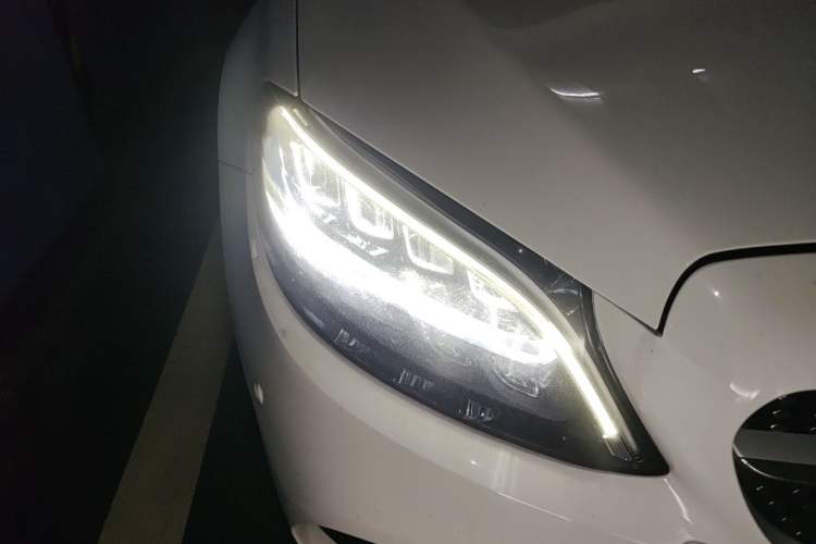 Used Mercedes-Benz C-Class 2021 C 260 L Sport Edition Right Front Headlight