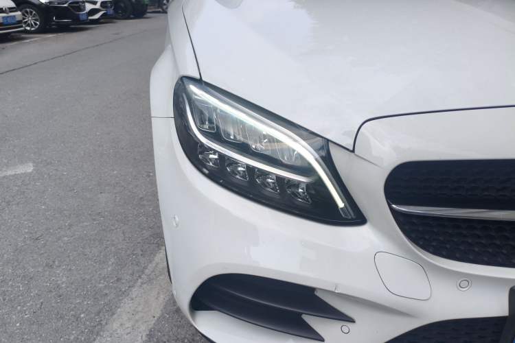 Used Mercedes-Benz C-Class 2021 C 260 L Sport Edition Star Collection Right Front Headlight