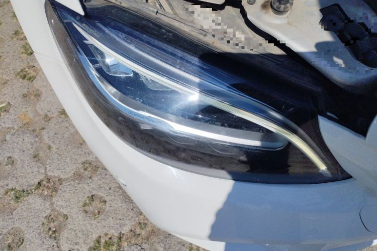 Used Mercedes-Benz C-Class 2021 C 260 L Sport Edition Star Collection Right Front Headlight