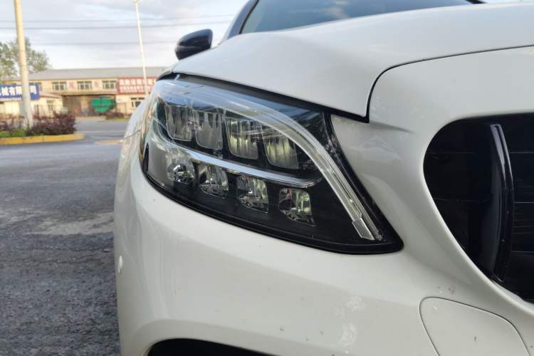 Used Mercedes-Benz C-Class 2021 C 260 L Sport Edition Star Collection Right Front Headlight