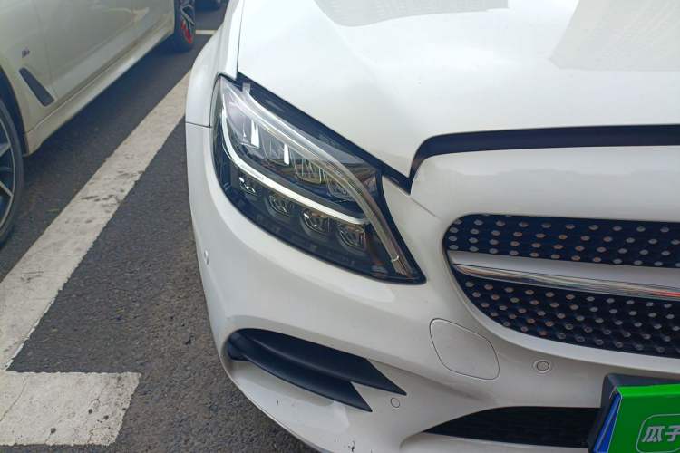 Used Mercedes-Benz C-Class 2021 C 200 L Fashion Edition Sport Version Right Front Headlight