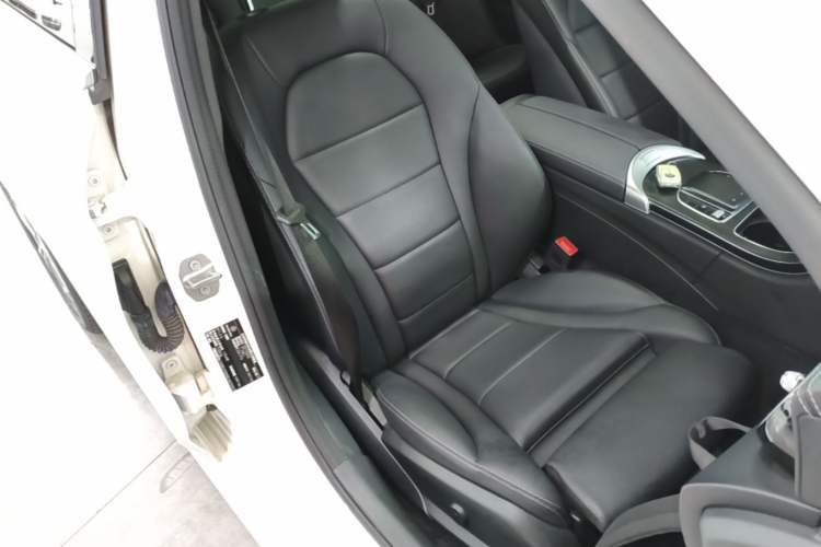 Used Mercedes-Benz C-Class 2021 C 200 L Fashion Edition Sport Version Right Front Seat