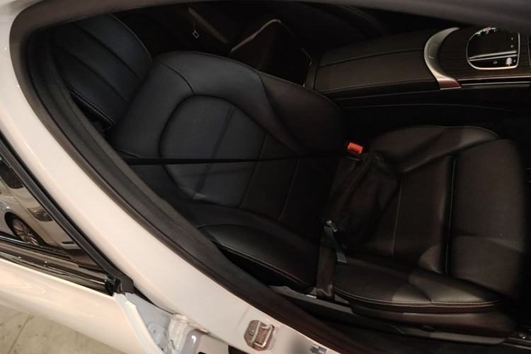Used Mercedes-Benz C-Class 2021 C 260 L Sport Edition Star Collection Right Front Seat