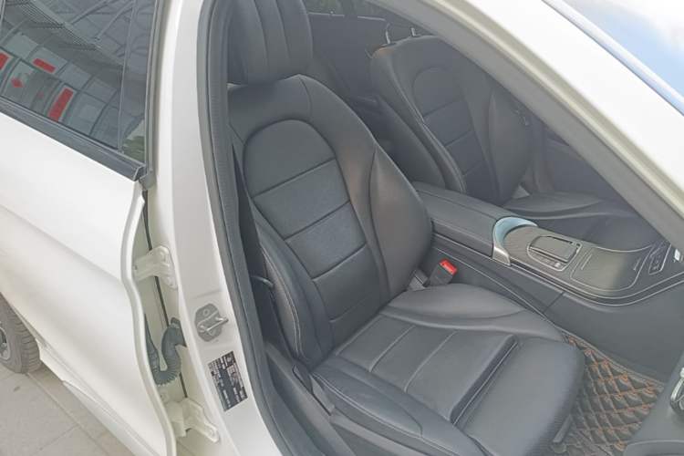 Used Mercedes-Benz C-Class 2021 C 260 L Sport Edition Star Collection Right Front Seat
