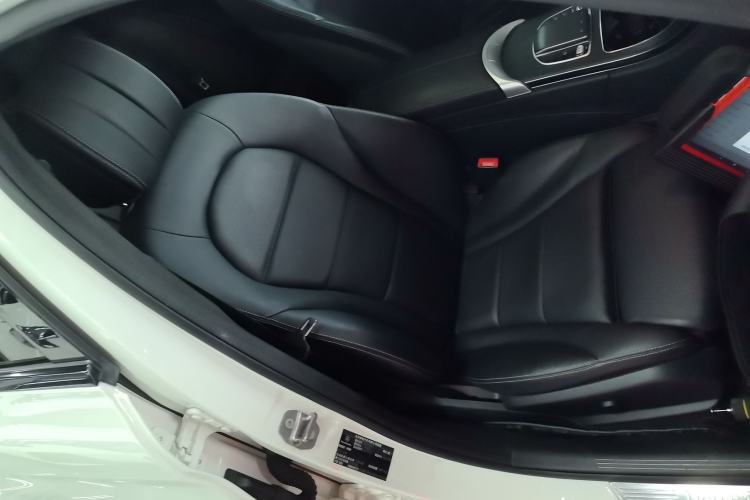 Used Mercedes-Benz C-Class 2021 C 260 L Sport Edition Star Collection Right Front Seat