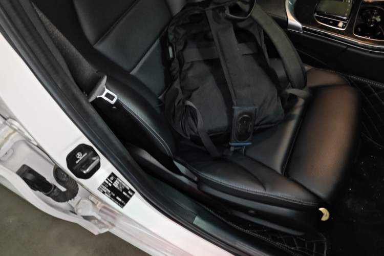 Used Mercedes-Benz C-Class 2021 C 260 L Sport Edition Right Front Seat