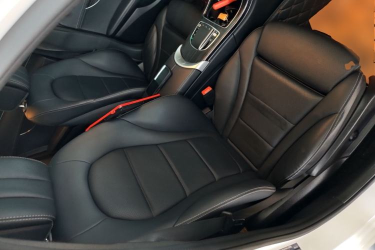 Used Mercedes-Benz C-Class 2021 C 200 L Fashion Edition Sport Version Right Front Seat