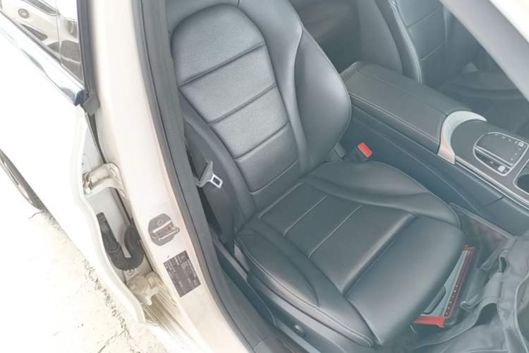 Used Mercedes-Benz C-Class 2021 C 260 L Sport Edition Star Collection Right Front Seat
