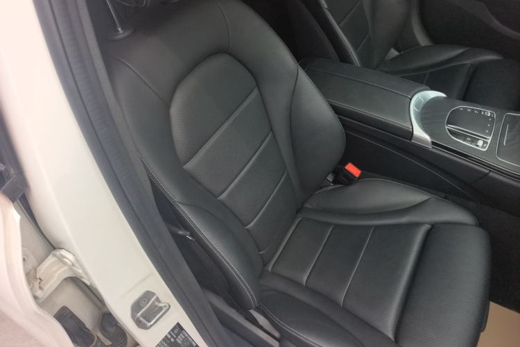 Used Mercedes-Benz C-Class 2021 C 260 L Sport Edition Star Collection Right Front Seat