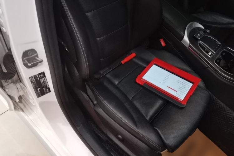 Used Mercedes-Benz C-Class 2021 C 260 L Sport Edition Right Front Seat