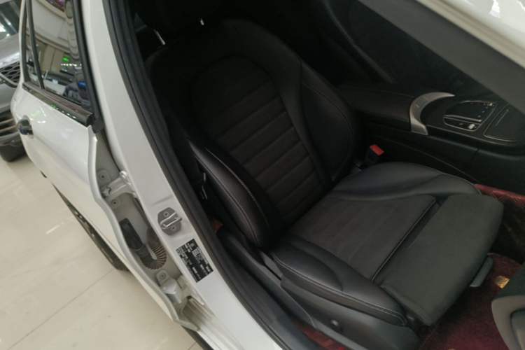 Used Mercedes-Benz C-Class 2021 C 260 Star Edition Right Front Seat