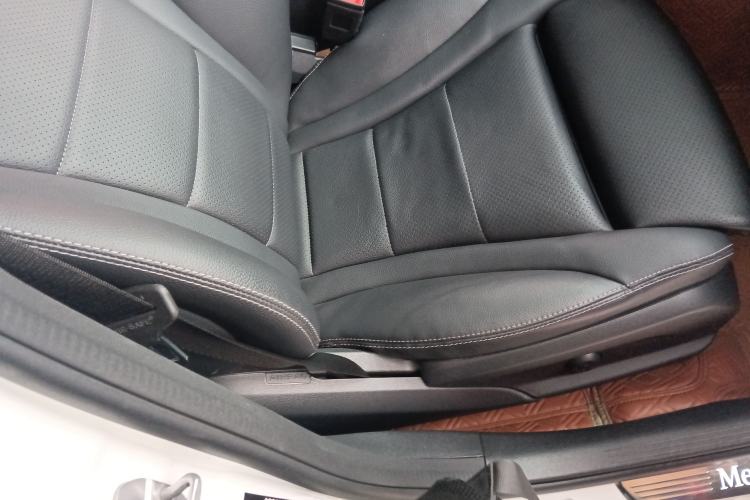 Used Mercedes-Benz C-Class 2021 C 200 L Fashion Edition Sport Version Right Front Seat