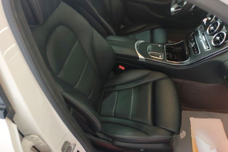 Used Mercedes-Benz C-Class 2021 C 260 L Sport Edition Star Collection Right Front Seat