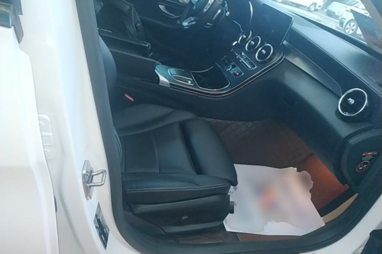 Used Mercedes-Benz C-Class 2021 C 260 L Sport Edition Star Collection Right Front Seat