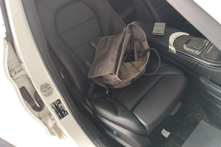 Used Mercedes-Benz C-Class 2021 C 200 L Fashion Edition Sport Version Right Front Seat