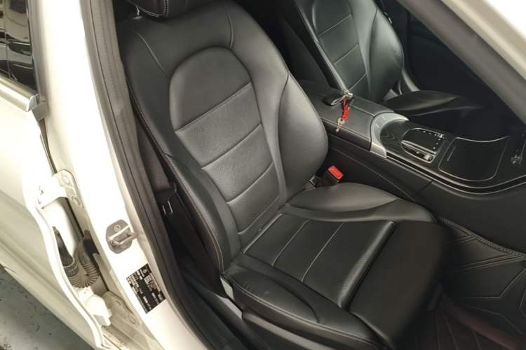 Used Mercedes-Benz C-Class 2021 C 200 L Fashion Edition Sport Version Right Front Seat