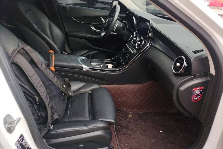 Used Mercedes-Benz C-Class 2021 C 200 L Fashion Edition Sport Version Right Front Seat