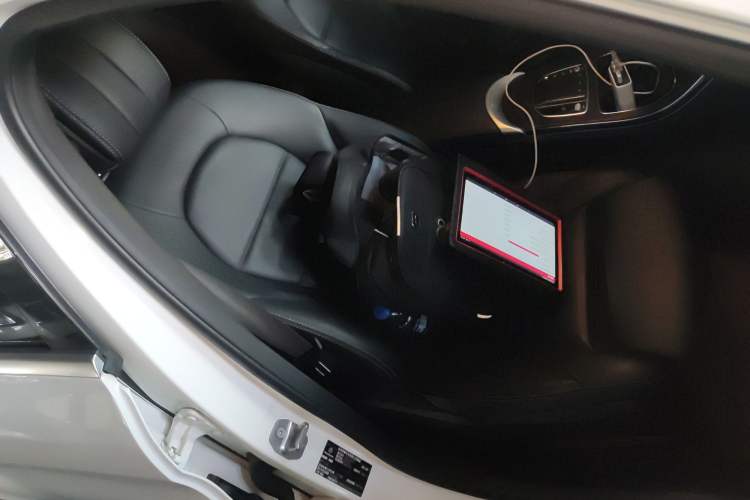 Used Mercedes-Benz C-Class 2021 C 200 L Fashion Edition Sport Version Right Front Seat