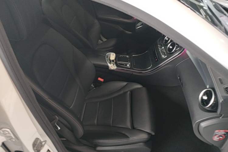 Used Mercedes-Benz C-Class 2021 C 200 L Fashion Edition Sport Version Right Front Seat