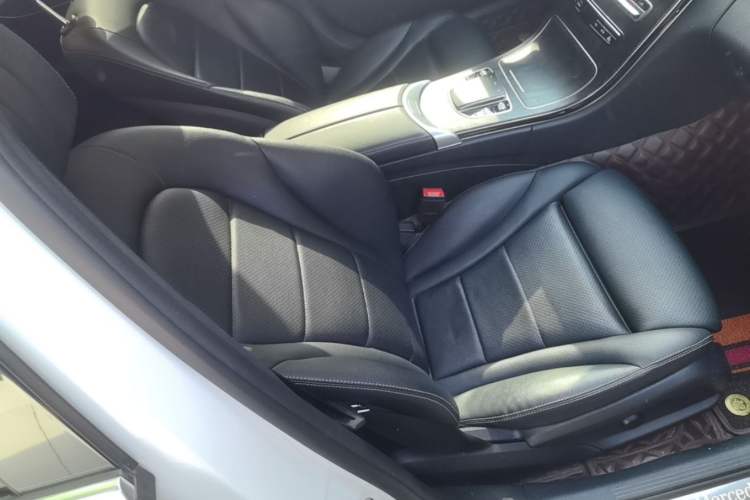 Used Mercedes-Benz C-Class 2021 C 260 L Sport Edition Right Front Seat