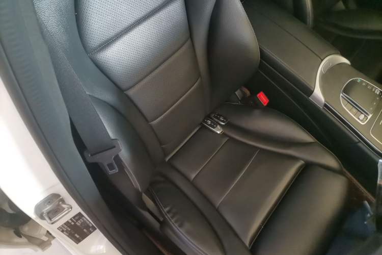 Used Mercedes-Benz C-Class 2021 C 260 L Sport Edition Star Collection Right Front Seat