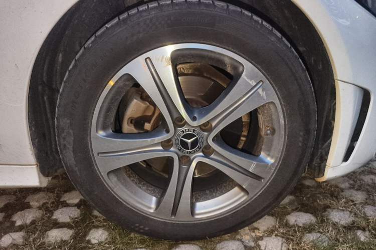 Used Mercedes-Benz C-Class 2021 C 260 L Sport Edition Right Front Wheel Hub
