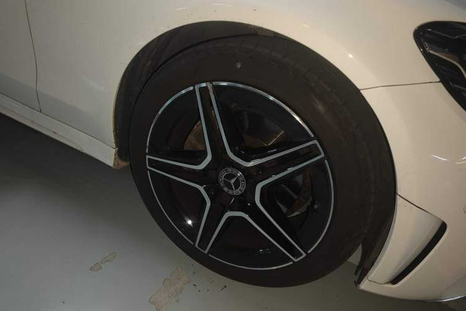 Used Mercedes-Benz C-Class 2021 C 260 Coupe Right Front Wheel Hub