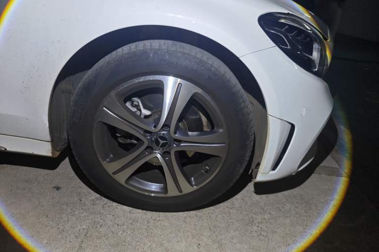 Used Mercedes-Benz C-Class 2021 C 260 L Sport Edition Right Front Wheel Hub