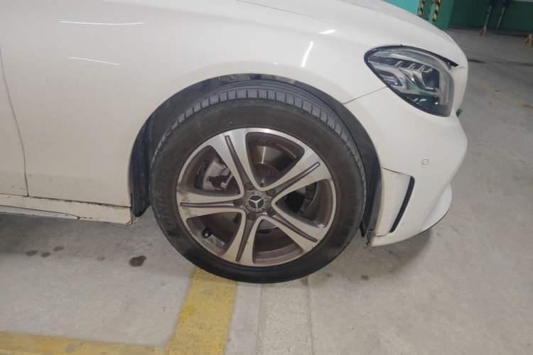 Used Mercedes-Benz C-Class 2021 C 260 L Sport Edition Right Front Wheel Hub
